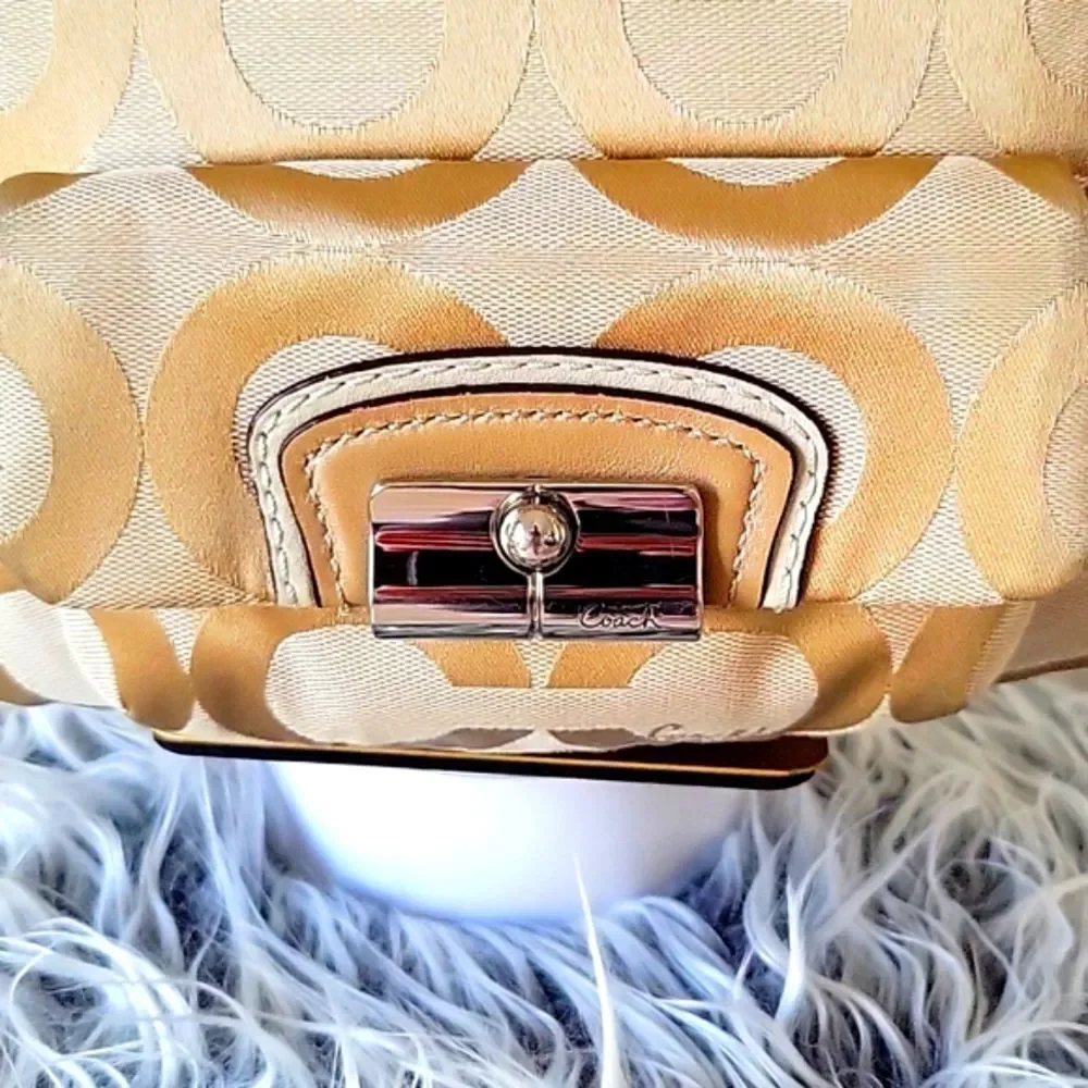 Coach Tan Shoulder Bag - Picture 3 of 10
